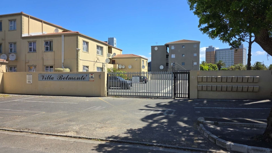 2 Bedroom Property for Sale in Townsend Estate Western Cape